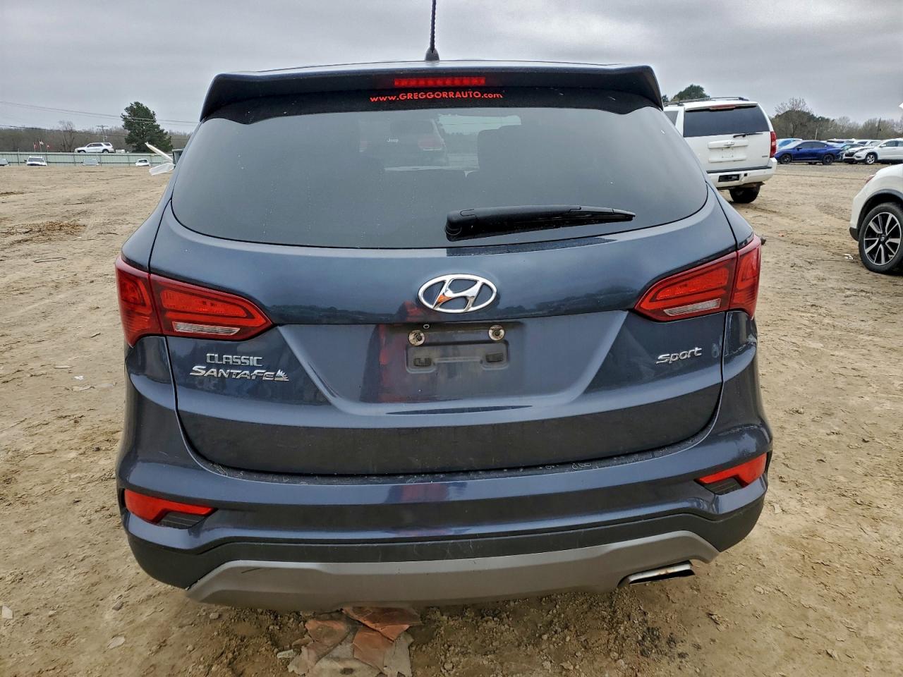 Hyundai SANTA FE Image 9