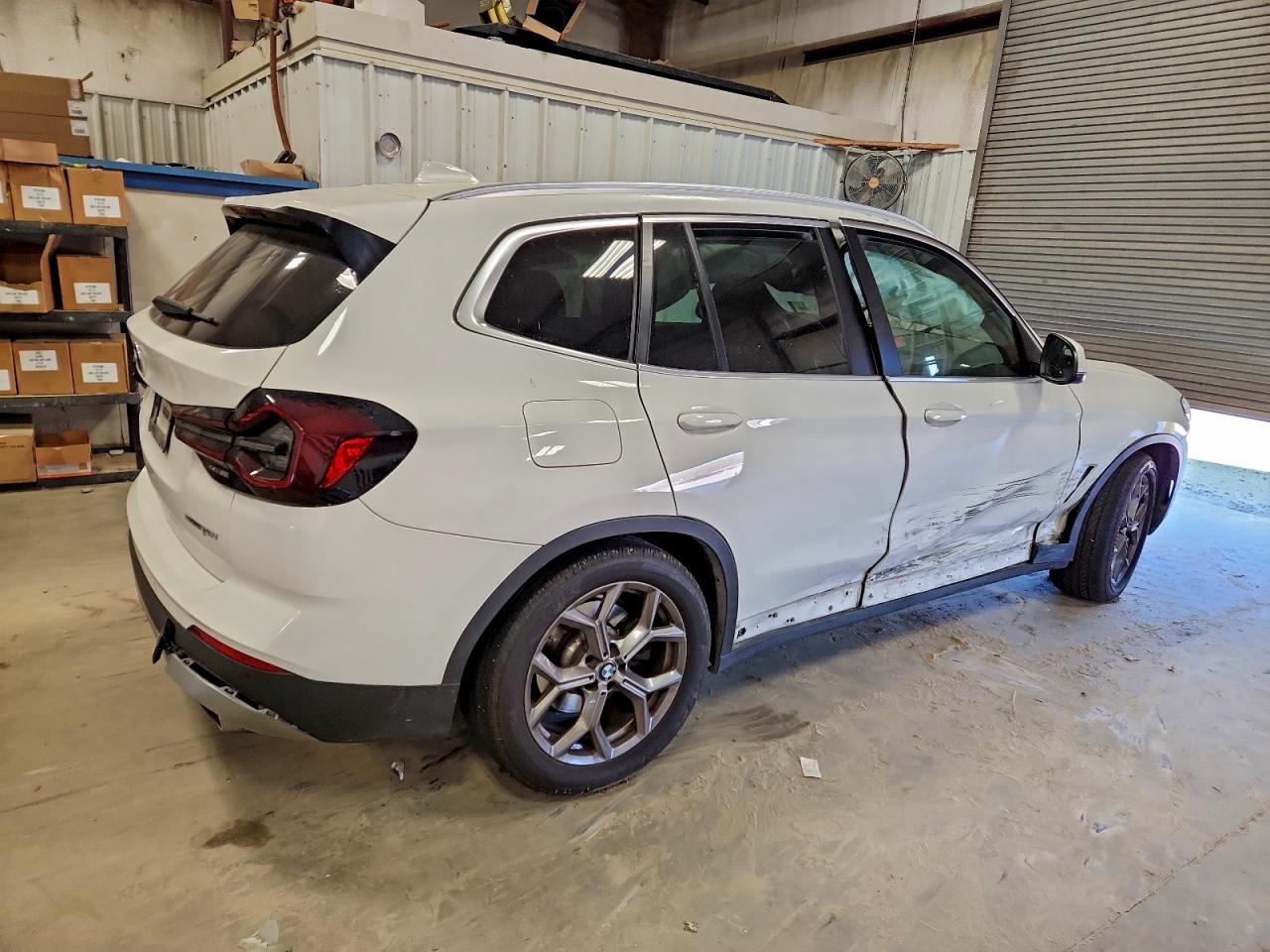 BMW X Series Sdrive30i Image 2