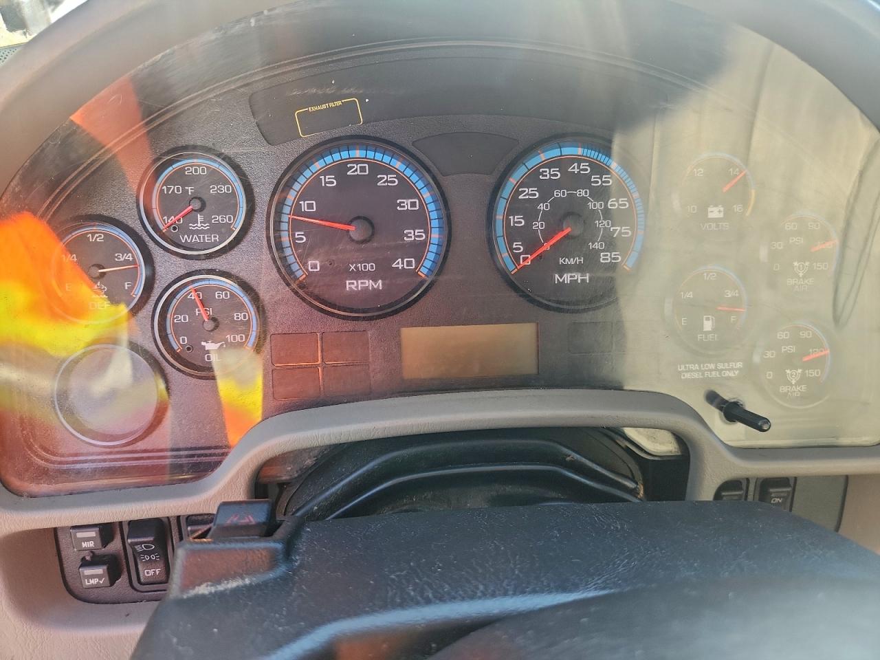 International 4300 4300 Image 9