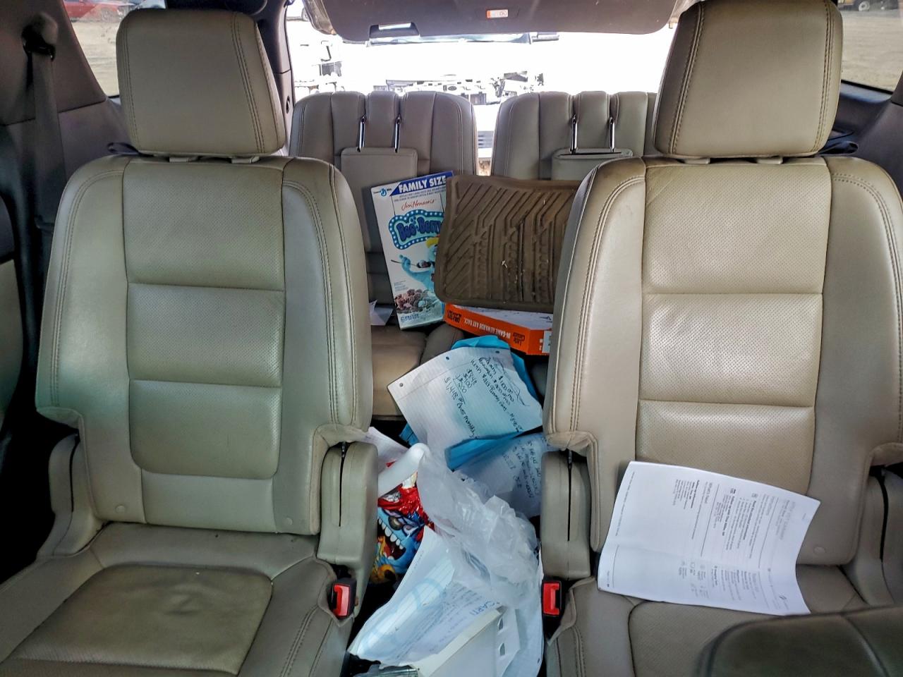 Ford Explorer Limited Image 7