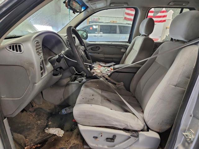 Chevrolet Trailblazer Ls Image 5