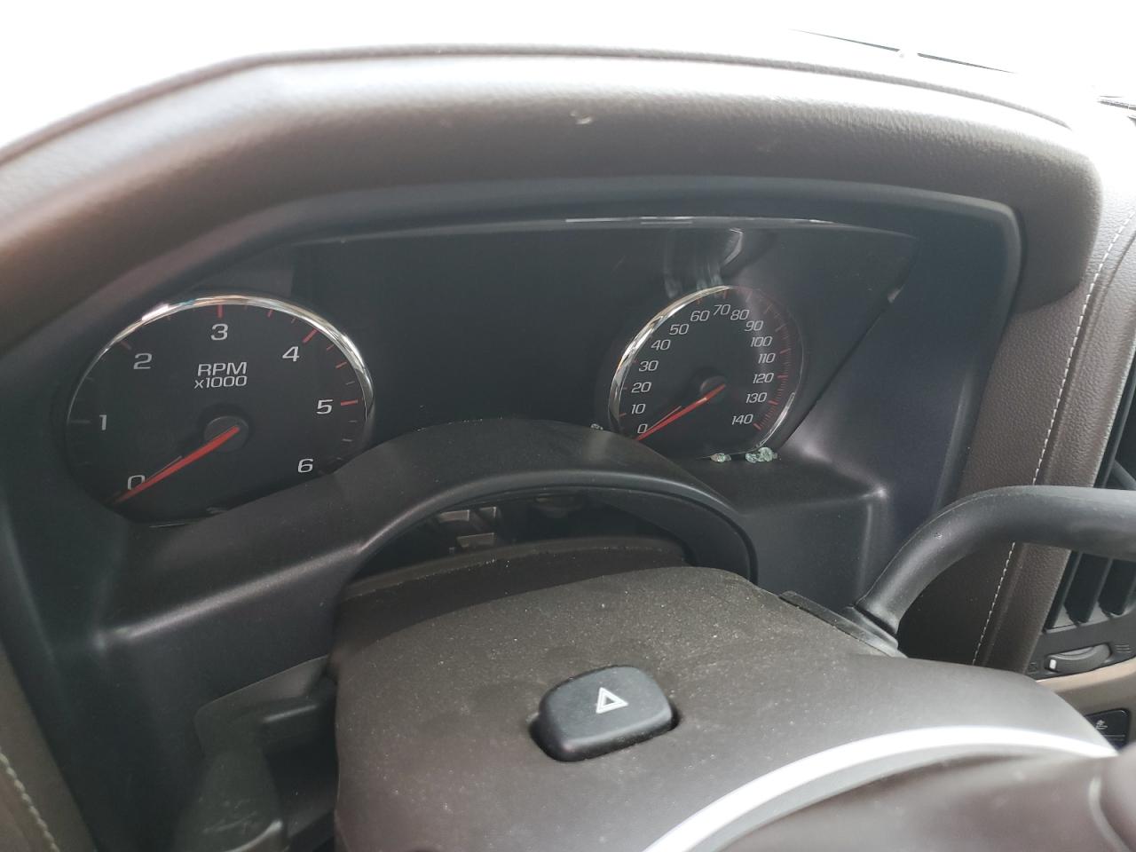 GMC Sierra K1500 Denali Image 9