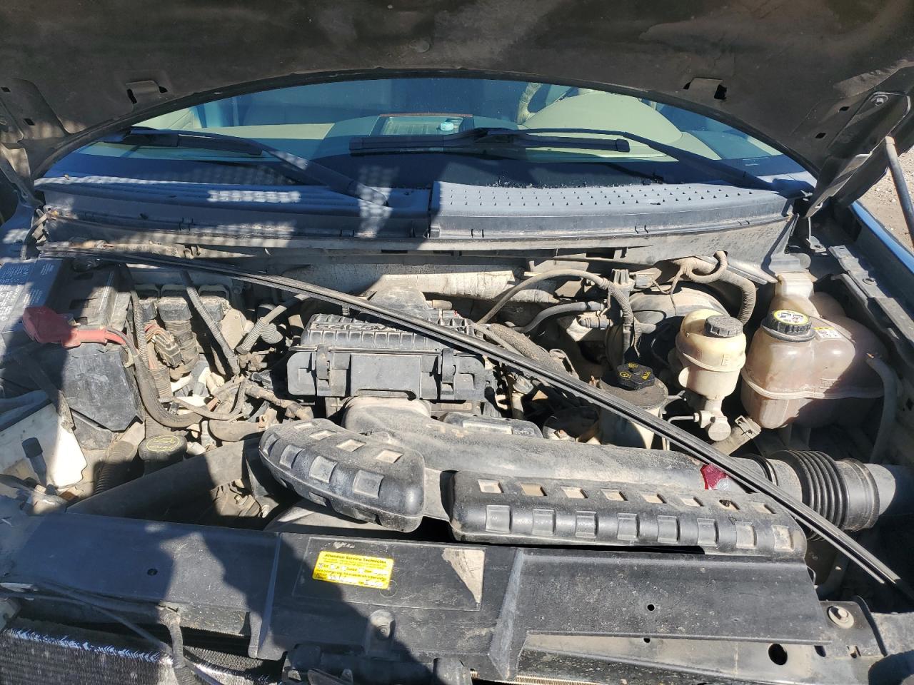 Ford F-150 Supercrew Image 8