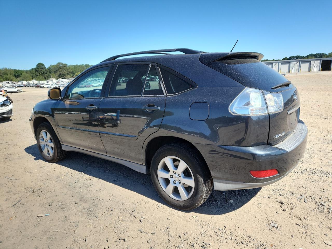 Lexus RX 330 Image 6