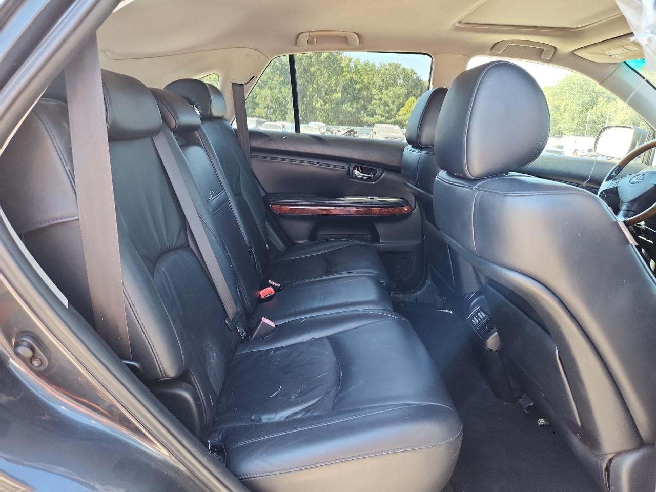 Lexus RX 330 Image 3