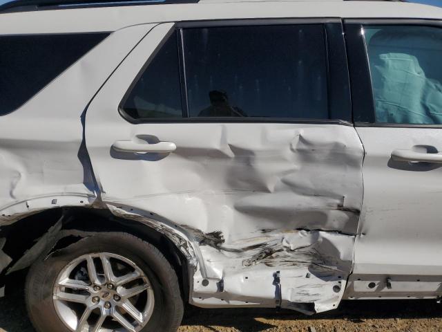 Ford Explorer Active Image 7