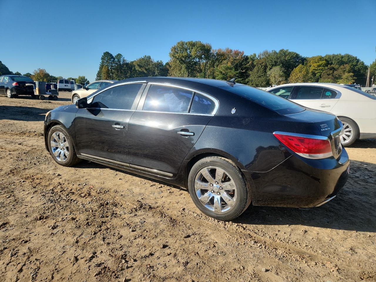 Buick LaCrosse Premium Image 5