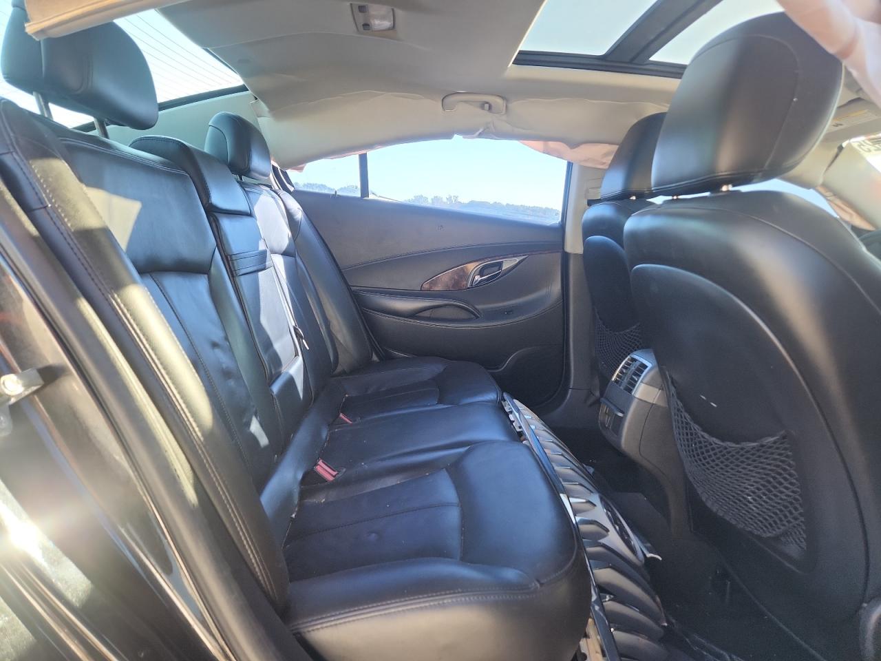 Buick LaCrosse Premium Image 6