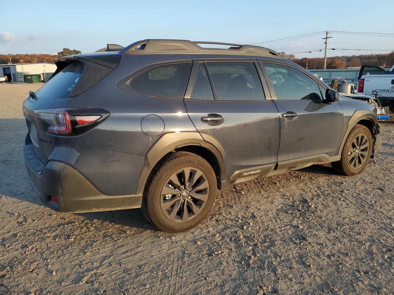 Subaru Outback Onyx Edition Image 7
