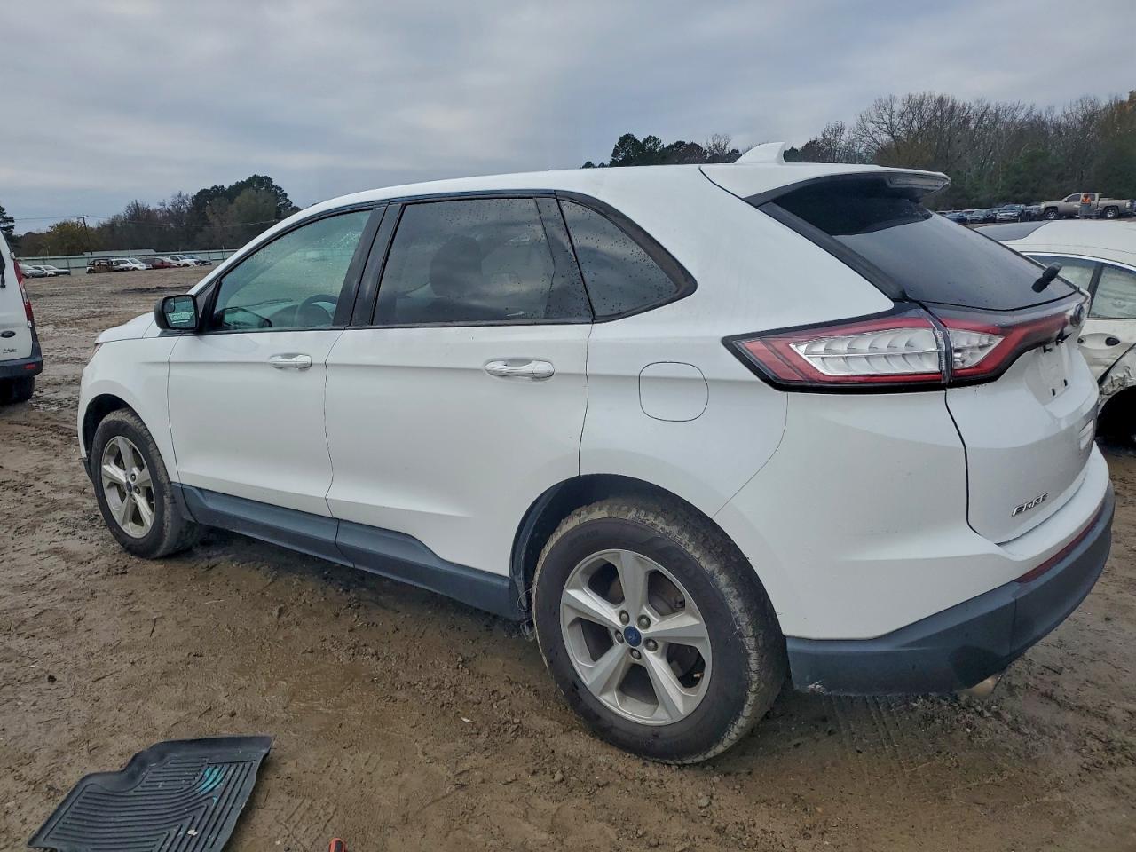 Ford Edge Se Image 11
