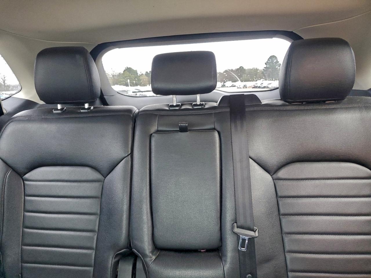 Ford Edge Se Image 2