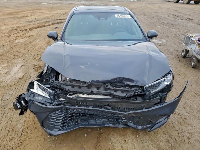 Toyota Camry Xse Image 11