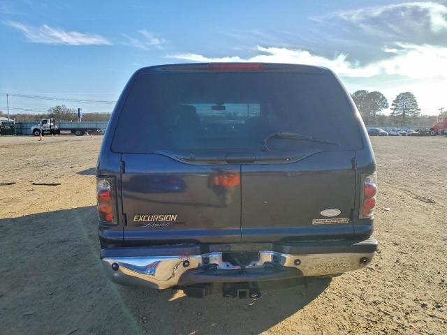 Ford Excursion Limited Image 13