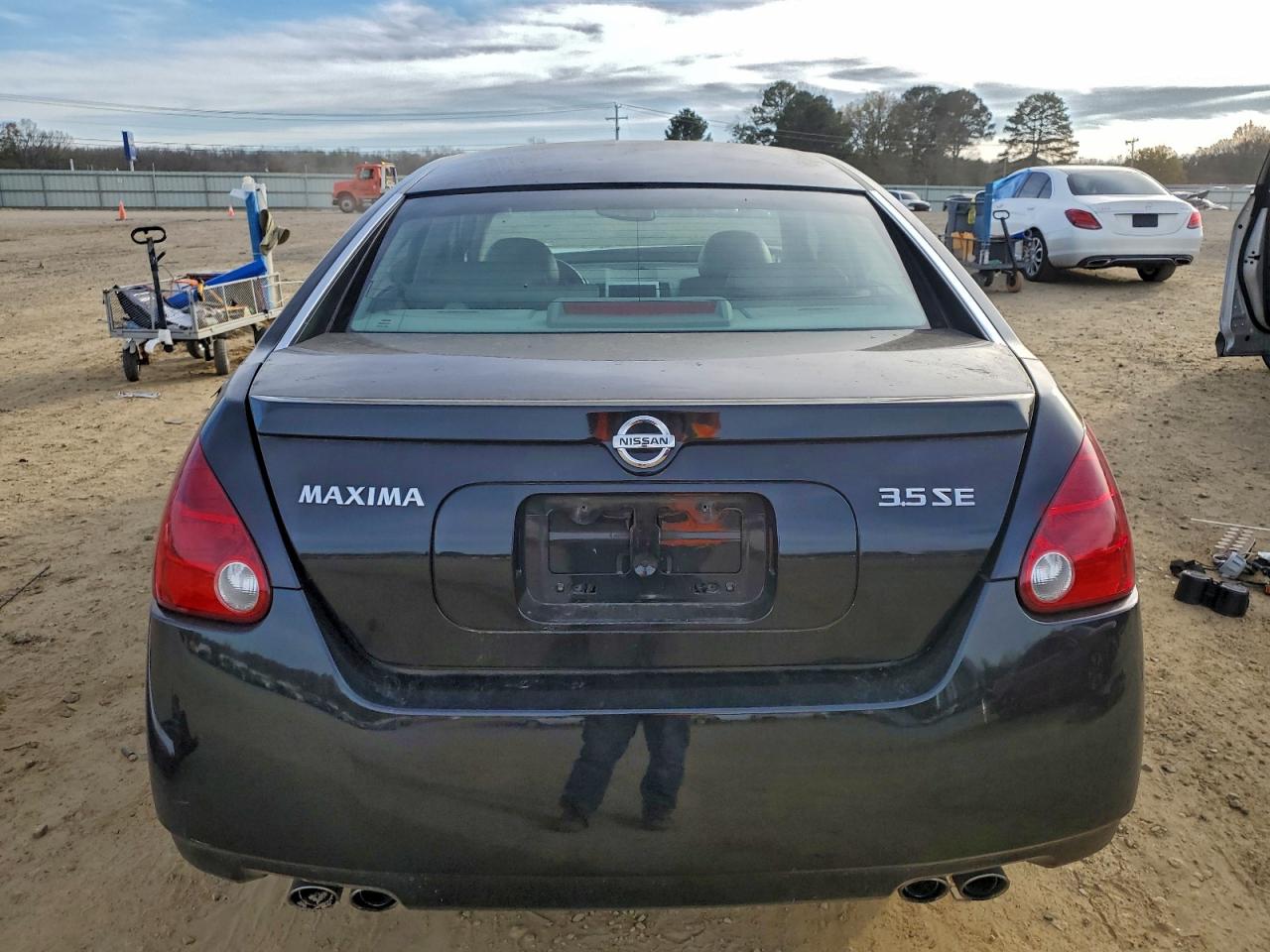 Nissan Maxima Se Image 10