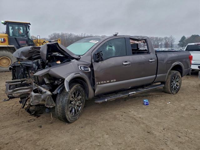  Salvage Nissan Titan