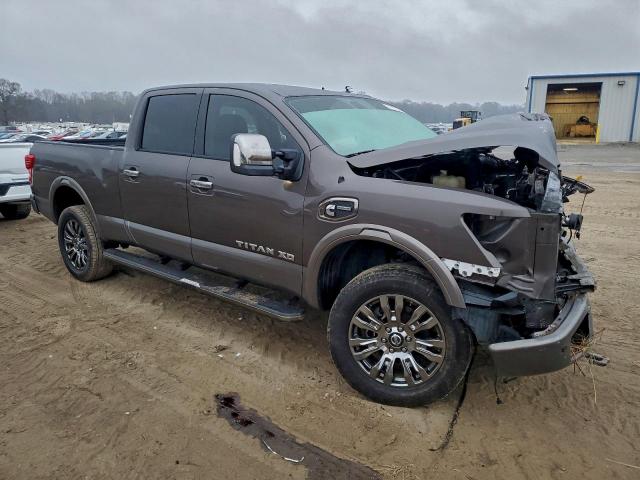 Nissan Titan Sl Image 3