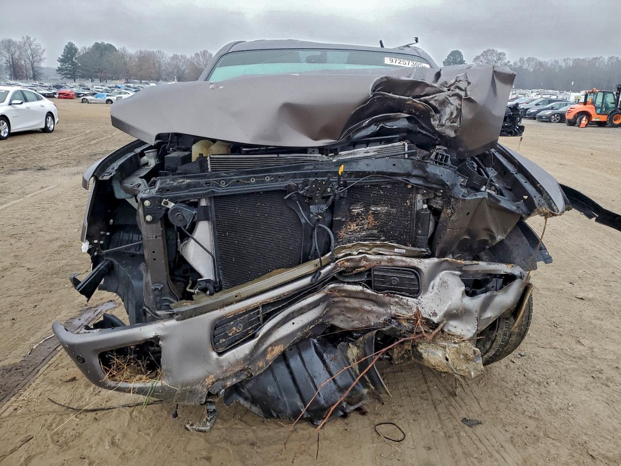 Nissan Titan Sl Image 9