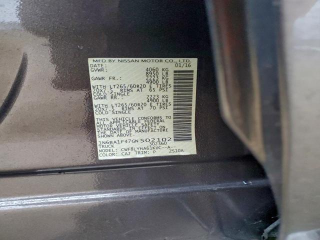 Nissan Titan Sl Image 2