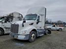 Peterbilt 579 Image 2