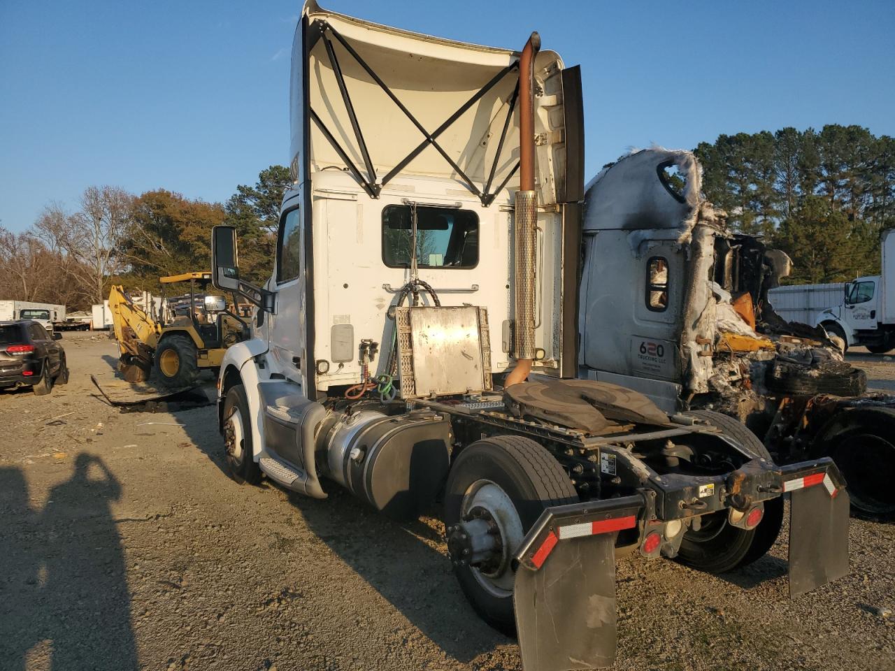 Peterbilt 579 Image 10