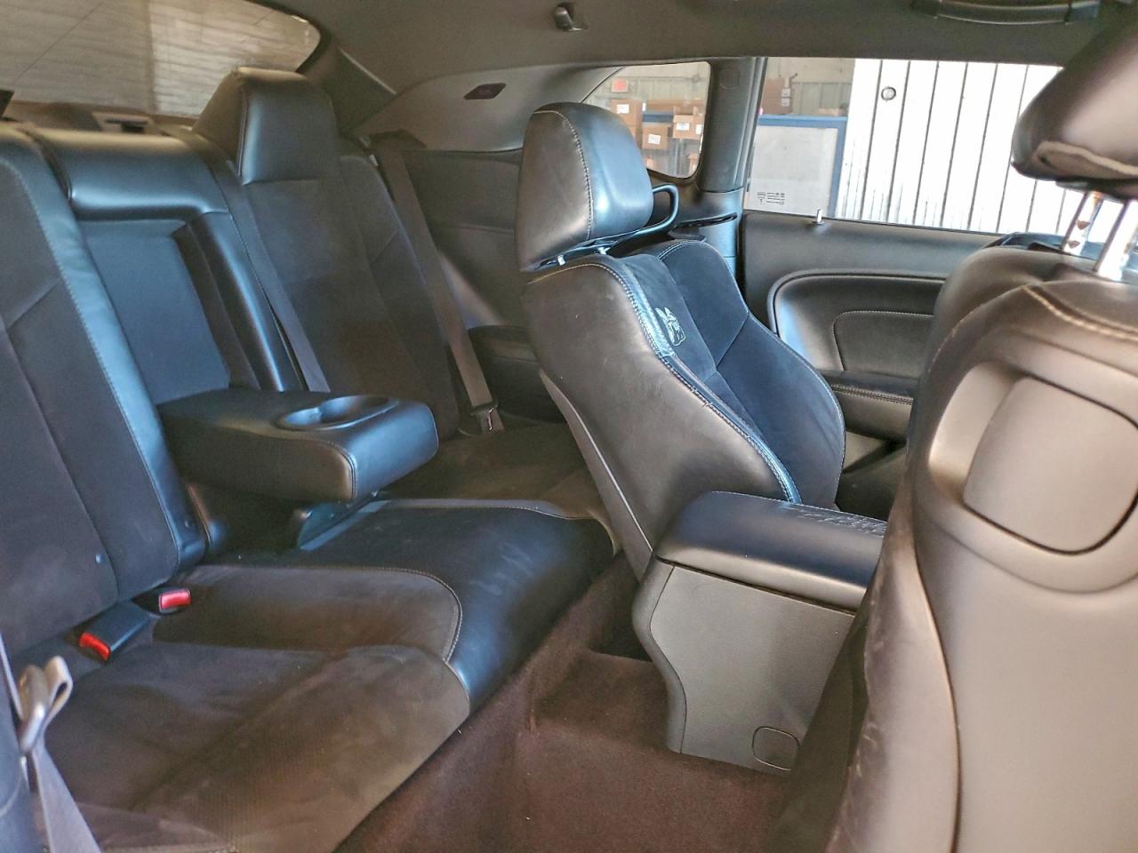 Dodge Challenger R/t 392 Image 10