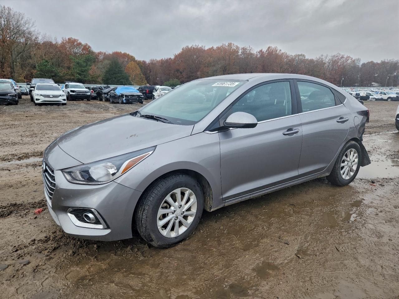 Hyundai ACCENT Se Image 1