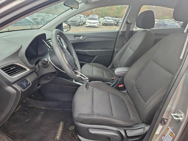 Hyundai ACCENT Se Image 9