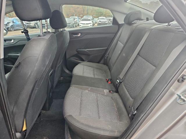 Hyundai ACCENT Se Image 11