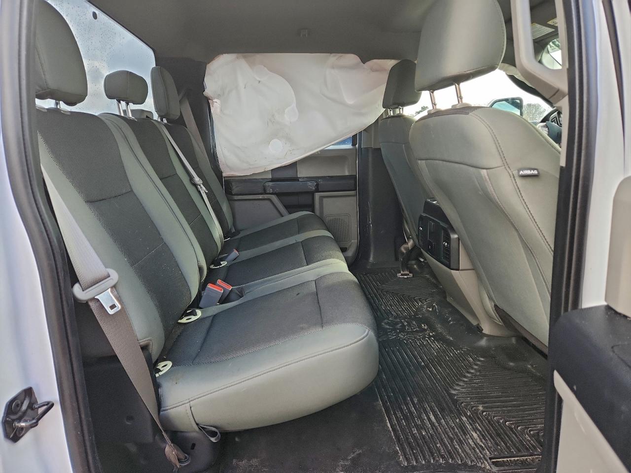 Ford F-150 Supercrew Image 9