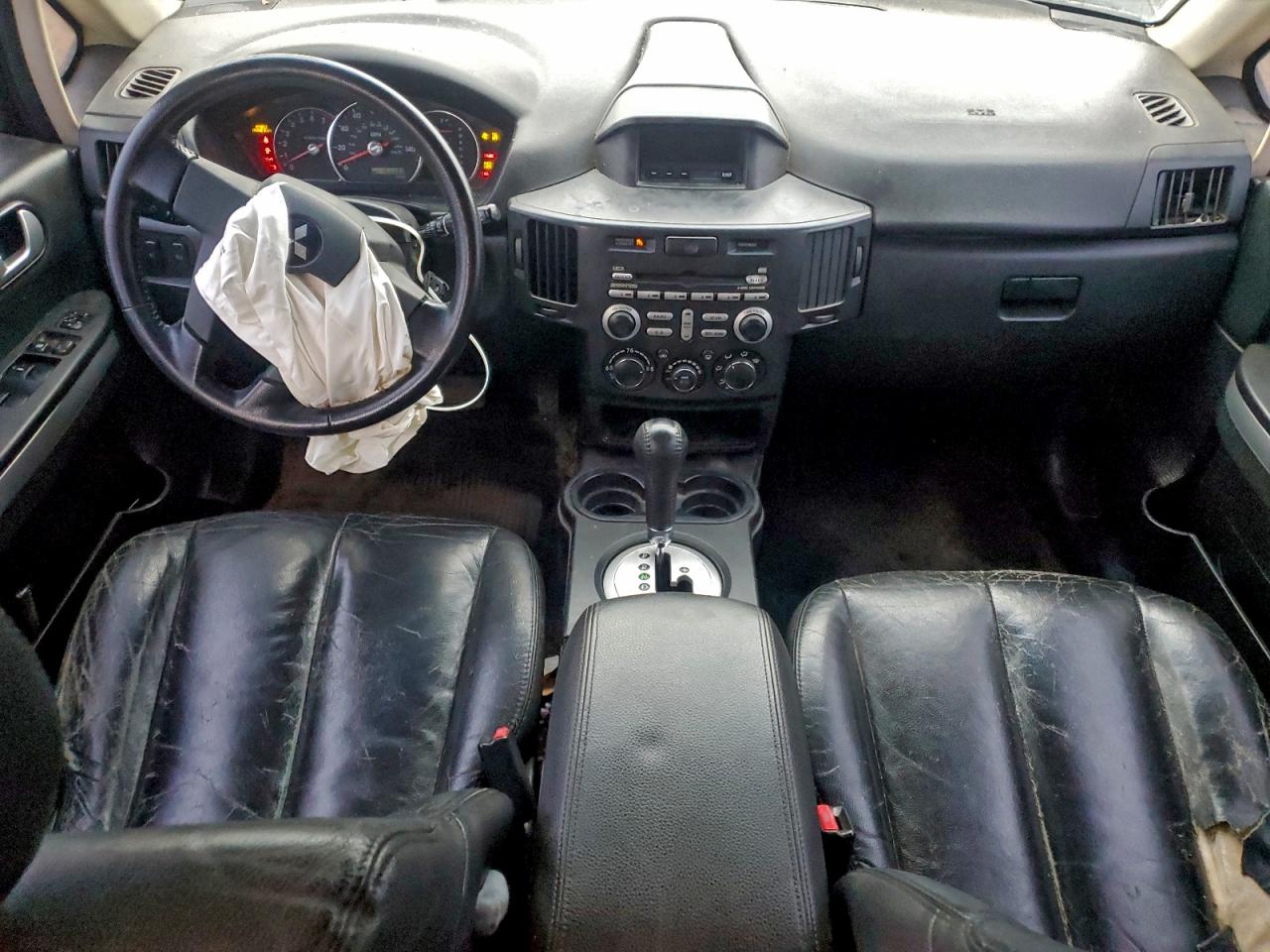 Mitsubishi Endeavor Se Image 8