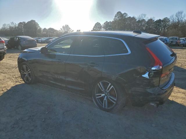 Volvo XC60 T5 Momentum Image 3