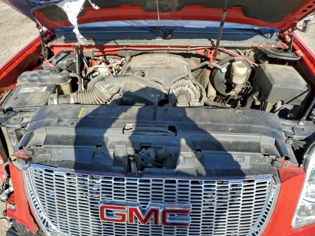 GMC Yukon K1500 Image 12