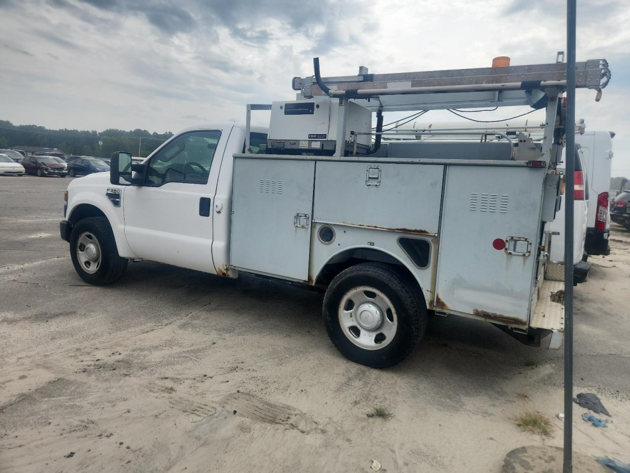 Ford F-350 Srw Super Duty Image 4