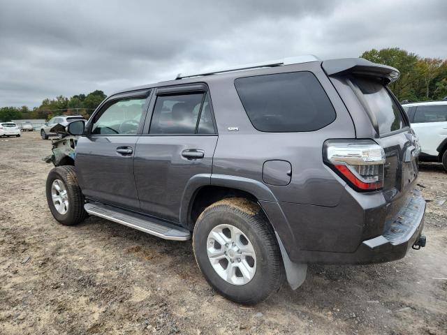 Toyota 4Runner Sr5 Image 2