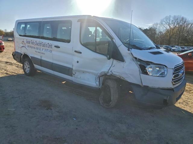 Ford Transit T-350 Image 4