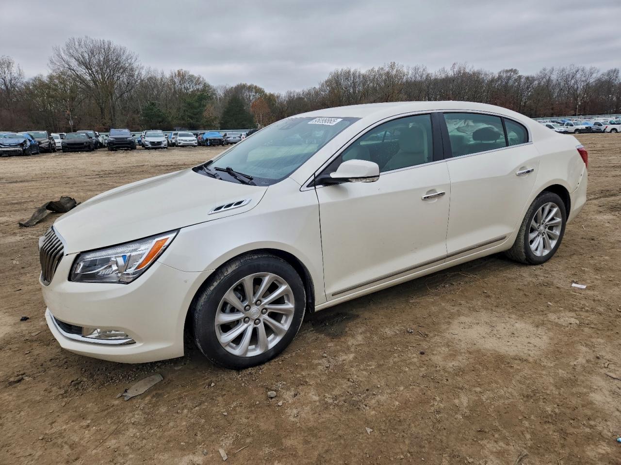Buick LaCrosse Image 1
