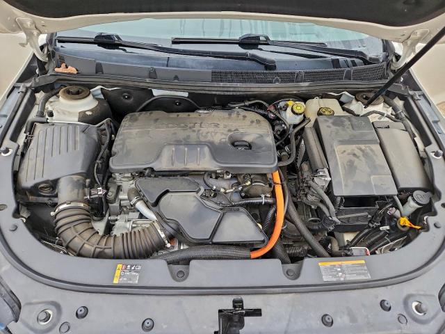 Buick LaCrosse Image 9