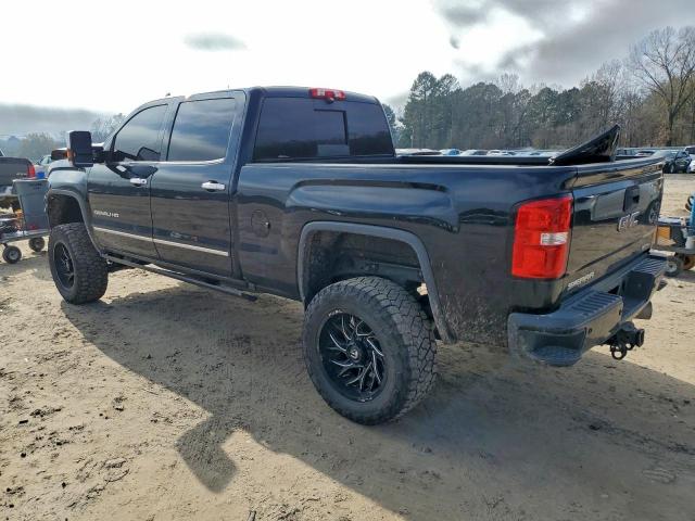 GMC Sierra K2500 Denali Image 3