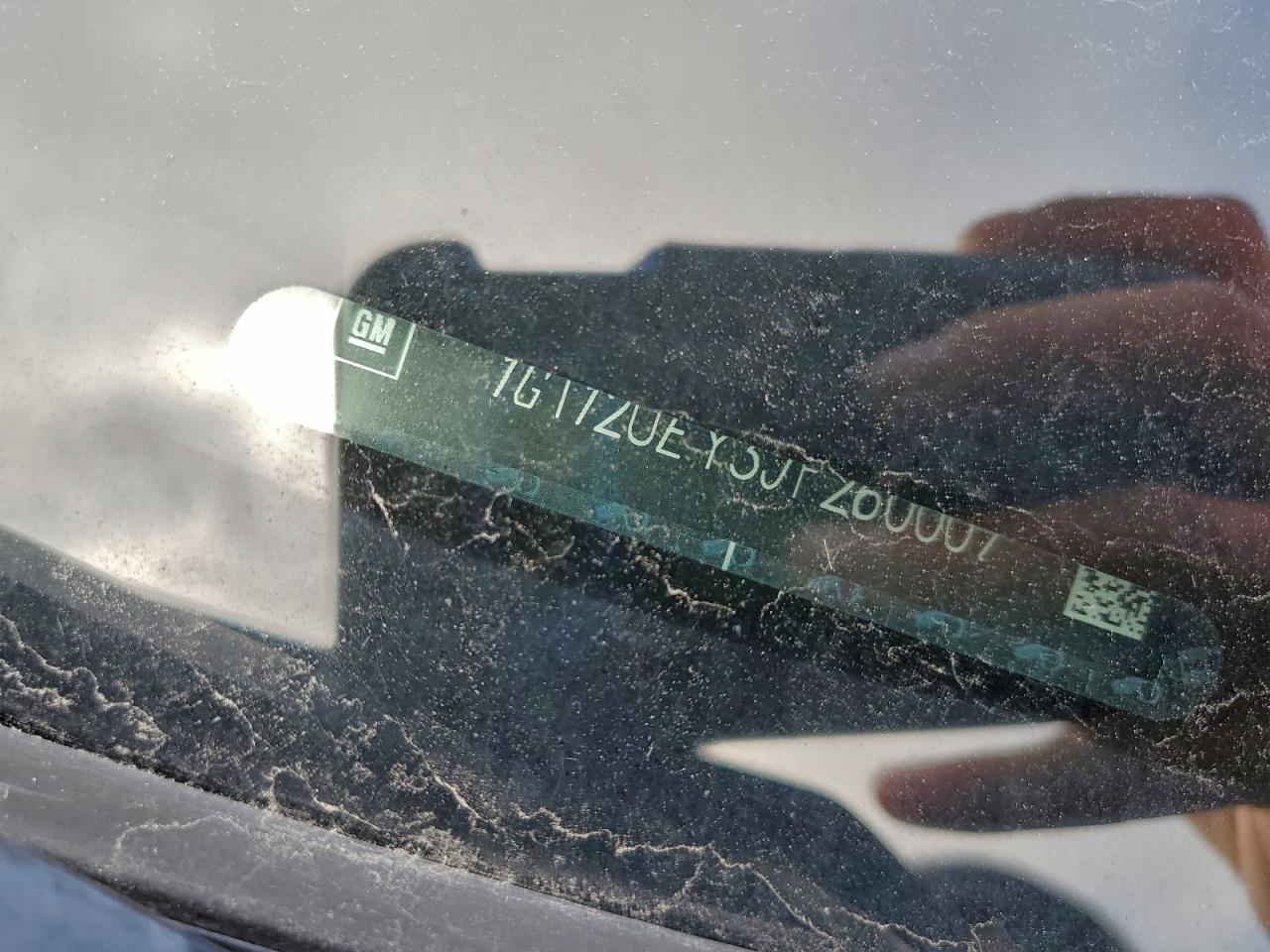 GMC Sierra K2500 Denali Image 10