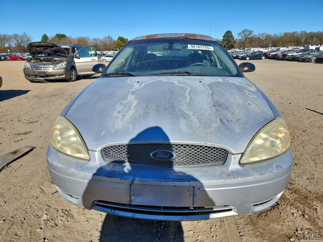 Ford Taurus Se Image 9