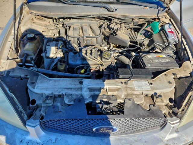 Ford Taurus Se Image 2