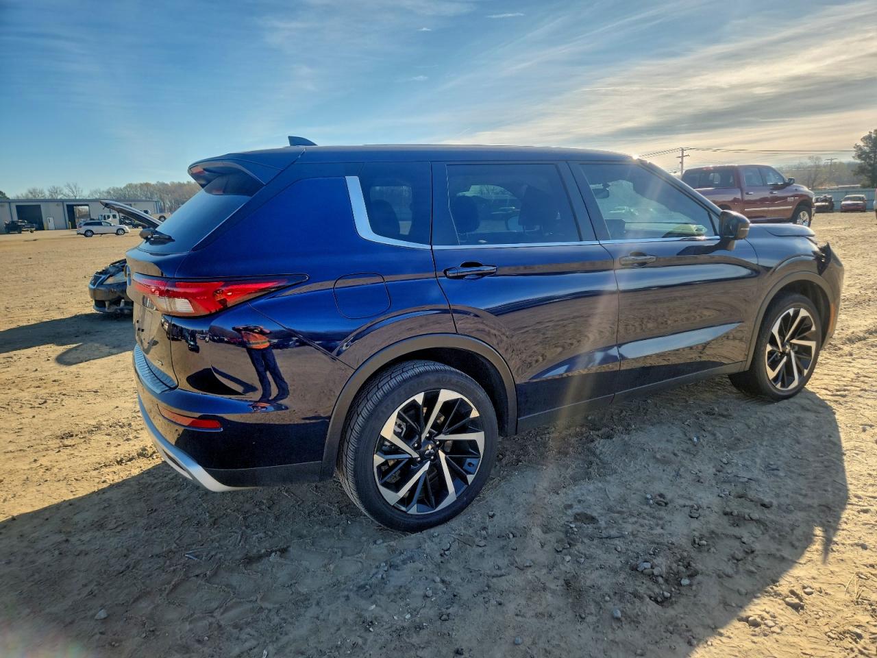 Mitsubishi Outlander Se Image 5