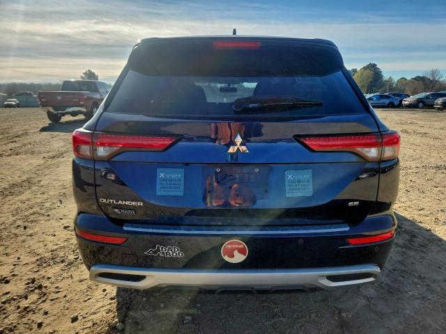 Mitsubishi Outlander Se Image 8