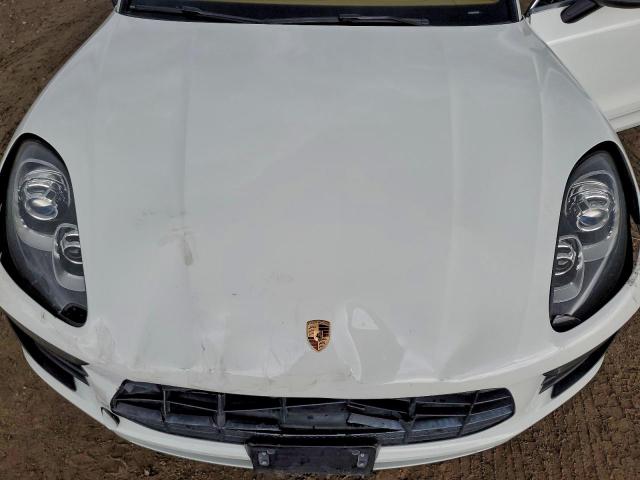 Porsche Macan S Image 9