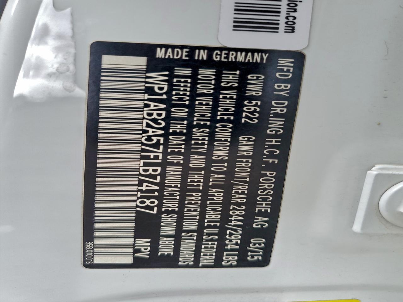 Porsche Macan S Image 11