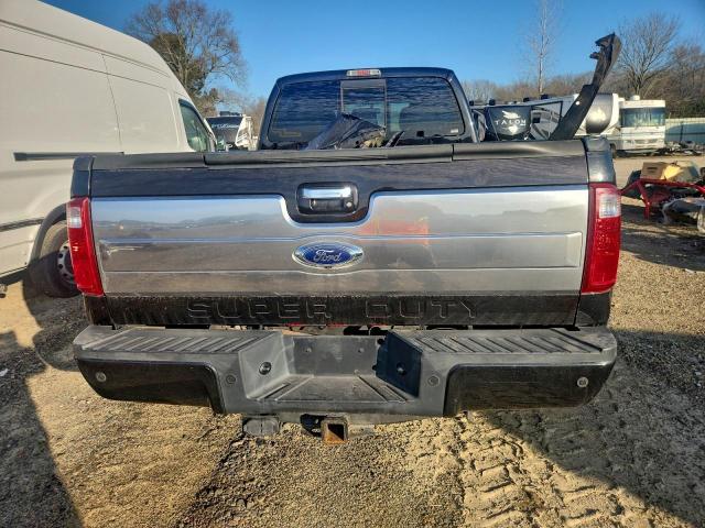 Ford F-350 Super Duty Image 4