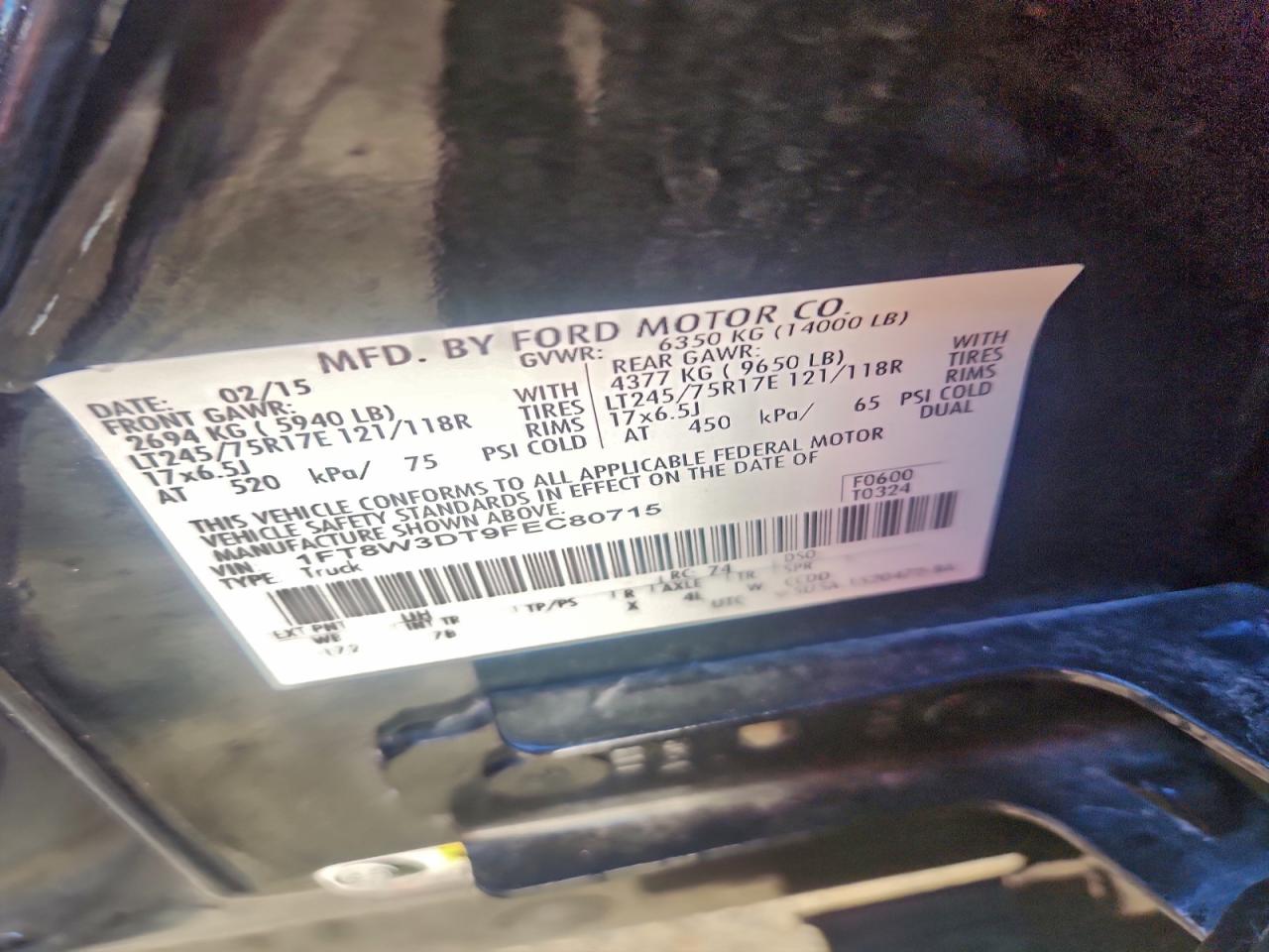 Ford F-350 Super Duty Image 9