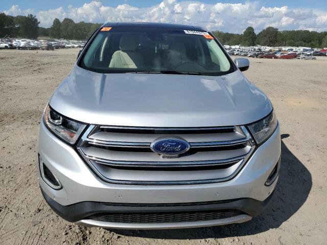 Ford Edge Titanium Image 6