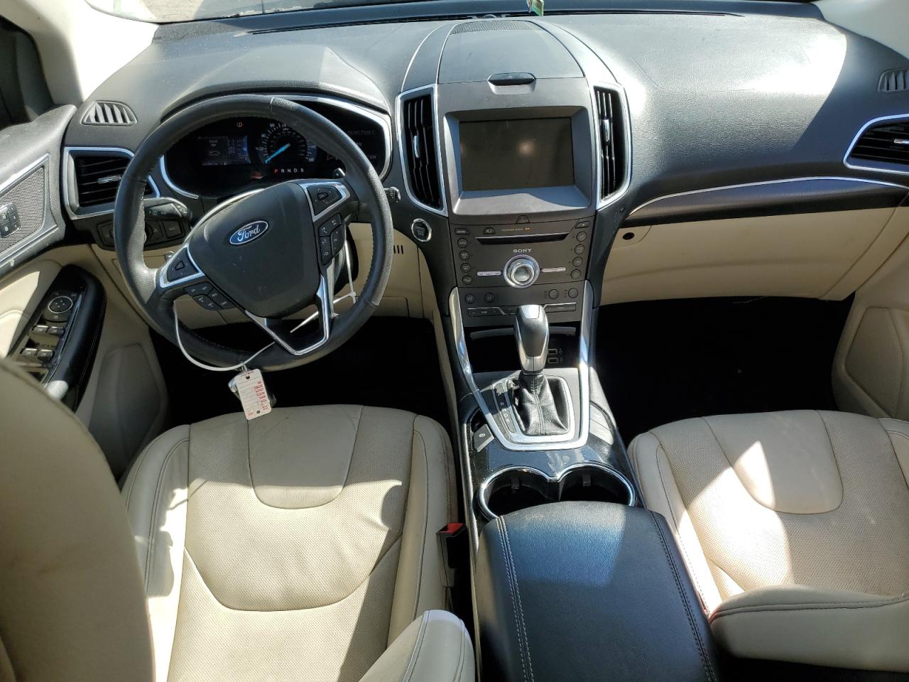 Ford Edge Titanium Image 7