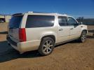 Cadillac Escalade Esv Premium Image 3